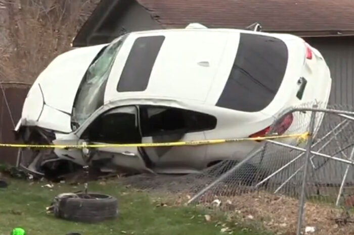 Stati Uniti: si schianta nel giardino di una casa con una BMW X6 M (VIDEO)